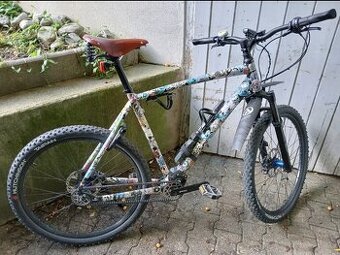 Horský bicykel s Pinion prevodovkou MTB