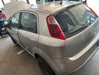 Rozpredám na diely Fiat Grande Punto