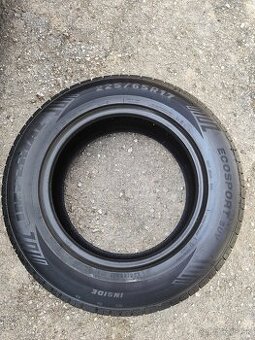 Pneu 225/65 r17