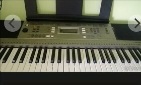 Keyboard Yamaha E 353