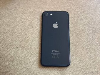iPhone 8 64GB nová baterka
