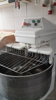 Miesič cesta 80l