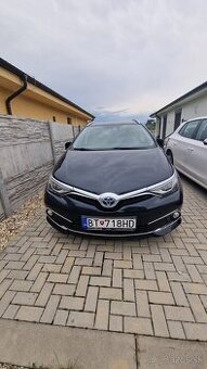 Toyota Auris 1.8 Hybrid, 2017, Automat
