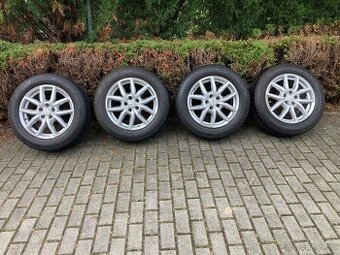 225/60R17 Hyundai,Kia, Toyota disly