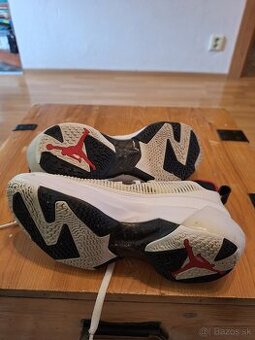 Air Jordan XXXVII