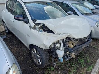 Lancia Ypsilon 2013 1,2 benzín 51kw 169A4000