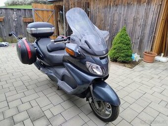 Suzuki burgman 650