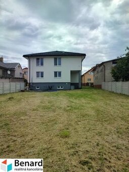 RODINNÝ DOM- NOVOSTAVBA, POZEMOK 825 m2, NEZÁBUDOVA, SABINOV