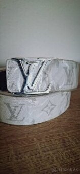 • Louis Vuitton Opasok Biely •