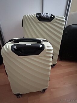 Predám cestovný kufor - 1
