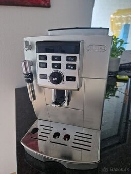 Kavovar Delonghi