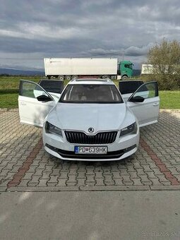 Škoda Superb 3 2,0 TDI Laurin&Clement 4x4 140Kw