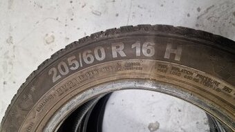 Predam 2x zimne pneu 205/60 R16 - 1
