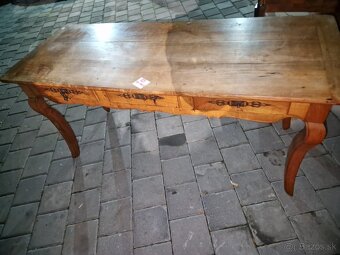 23 - Predám starožitný stôl v štýle Ľudovíta XV