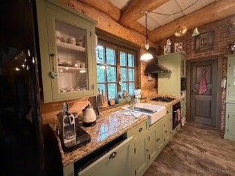 Rustikálna kuchynská linka