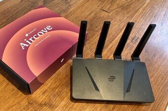 Výkonný domáci Wi-Fi 6 router s VPN - ExpressVPN Aircove