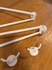 Biele nové držiaky do kúpeľne - 1