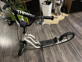 Kolobežka Yedoo Basic Three