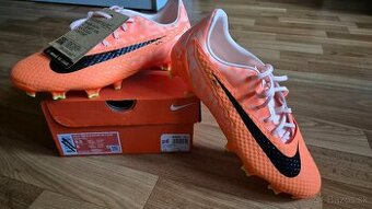 Kopačky NIKE Phantom GX Academy WC FG/MG