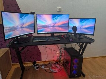 Kompletná herná zostava – PC + 3 monitory + príslušenstvo