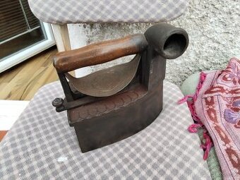 Komínova zehlicka starožitná