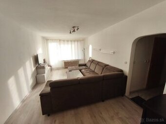 prenájom 2-iz.bytu s balkónom 65m2 Bajzova Žilina RudinyII