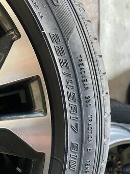 Toyota originál ALU disky 17” 5x114,3 + Michelin