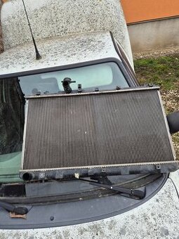 Predam chladic na sx4