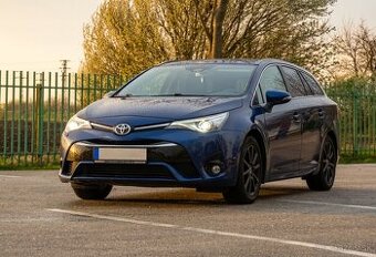 Toyota Avensis Combi Style 1.8 Benzín 108 kW
