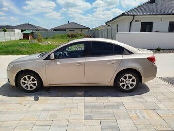 Chevrolet Cruze 2011, 2.0 TDi, 120 kw