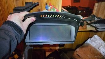 Bmw e60, e61 display