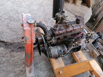 Predám motor s prevodovkou Škoda 1202
