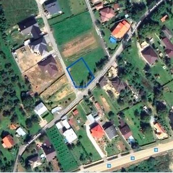 NA PREDAJ stavebný pozemok Svinia, 667m2, všetky IS