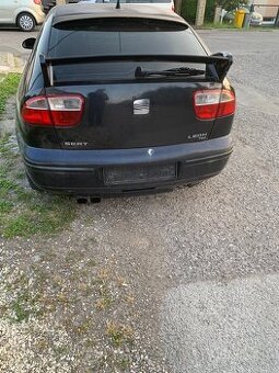 Seat Leon 1,9 TDi prvej generácie predám diely - 1