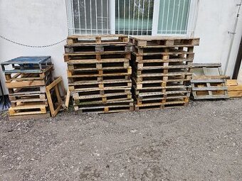 REZERVOVANE Darujem palety