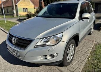 Volkswagen Tiguan 2.0 TDI 4MOTION TAŽNÉ nafta manuál 103 kw
