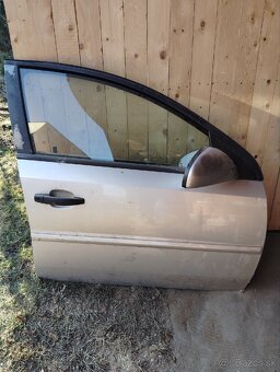 Opel Vectra, náhradné diely