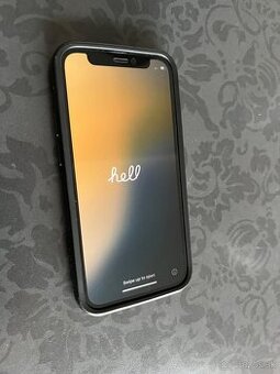 iPhone 12 mini – čierny, 64 GB – výborný stav + nová batéri