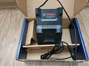 BOSCH GAL 18V-40 PROFESSIONAL