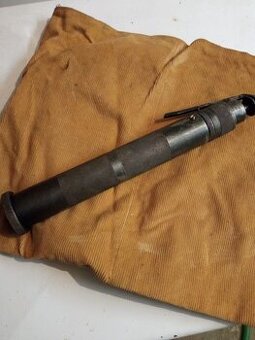 Predám jatočnú pištol a elektrický omračovač. - 1