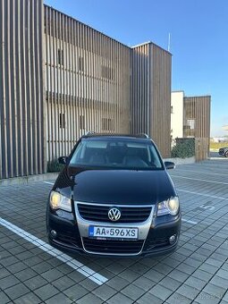 Volkswagen Touran Facelift Cross 1.9tdi - 1