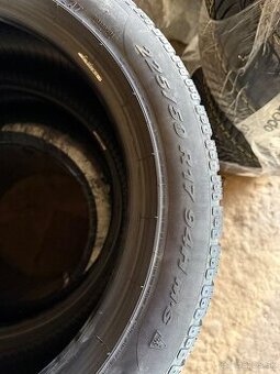 Predam pneu 225/50 r17 - 1