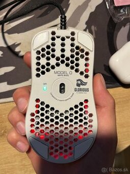 Predam herny počítač s príslušenstvom