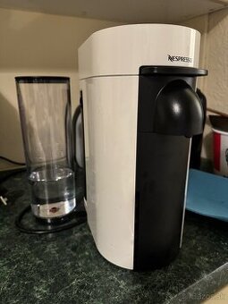 Kávovar na kapsuly Nespresso Vertuo