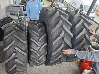 pneumatika zetor traktor