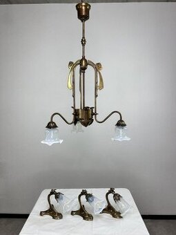 Secesný trojramenný luster + 3ks nástenné lampy opálové iriz