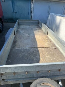 Vozík dvojnápravový plachtovy Eurotrailer