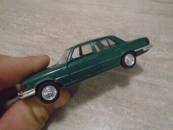 Stará Hračka Schuco Mercedes 350SE