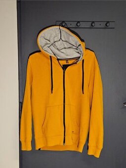 Mikina s kapucňou Volcano