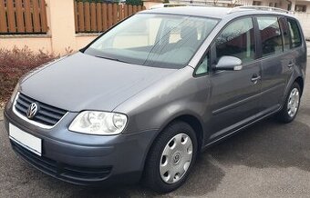 Touran 1,9 TDi, 77kW, DSG-automat, 7-miestny, ťažné